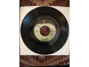The Beatles- Hey Jude / Revolution - vintage 45 vinyl NM